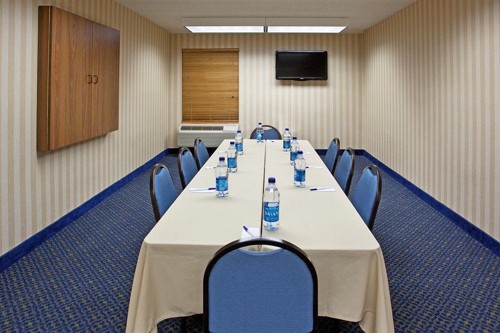 Candlewood Suites Pittsburgh-Cranberry By Ihg Кранбери Тауншип Екстериор снимка